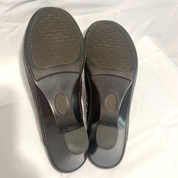 SOFFT Maroon Burgundy Embossed Leather Heeled Clogs Mules Womens SZ 9 - 100450 - Picture 9 of 9